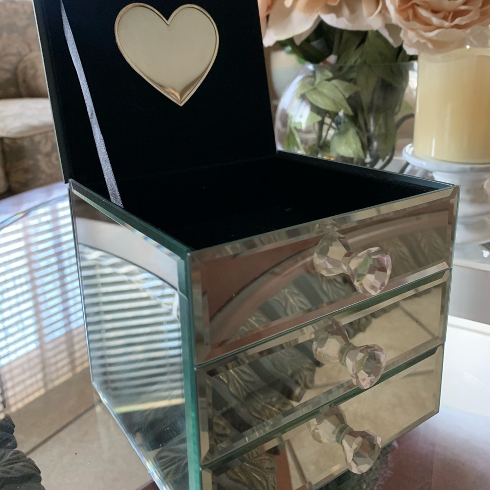 Things Remembered Jewelry Box